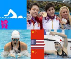 yapboz 400 M bireysel kadın Yüzme podyum birlikte, Shiwen Ye (Çin), Elizabeth Beisel (ABD) ve Li Xuanxu (Çin) - London 2012